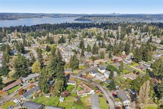 2008 Harrington Circle NE, Renton, WA 98056