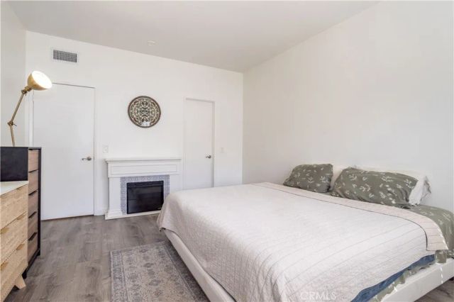 27610 Susan Beth C, Saugus, CA 91350