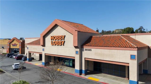 27610 Susan Beth C, Saugus, CA 91350