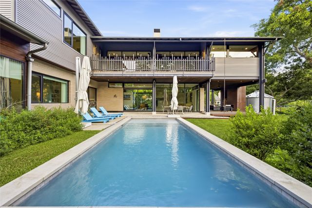 8457 San Benito Way, Dallas, TX 75218