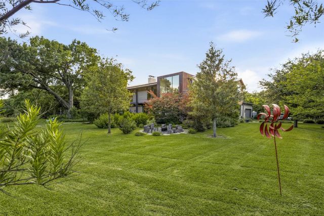 8457 San Benito Way, Dallas, TX 75218