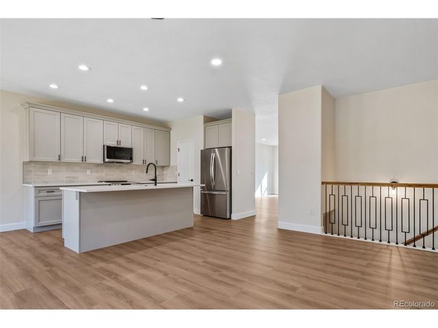 21097 Hawthorne Ln, Parker, CO 80138