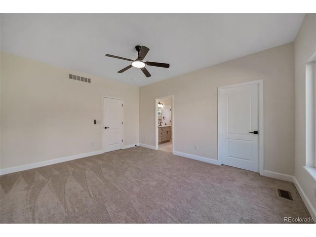 21097 Hawthorne Ln, Parker, CO 80138