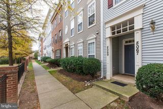 8069 GATEHOUSE RD #23, Falls Church, VA 22042
