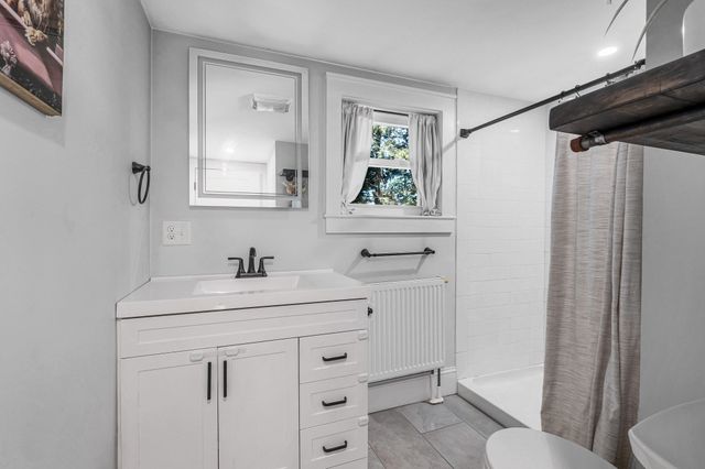 45 Agawam Ave, Haverhill, MA 01835