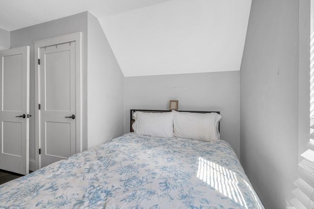 45 Agawam Ave, Haverhill, MA 01835