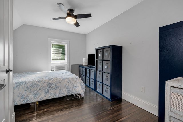 45 Agawam Ave, Haverhill, MA 01835