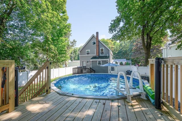 45 Agawam Ave, Haverhill, MA 01835