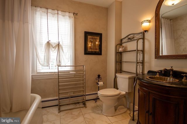 3498 CARLISLE RD, Gardners, PA 17324