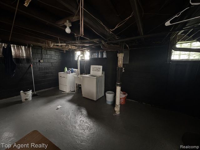 26406 Trowbridge Street, Inkster, MI 48141