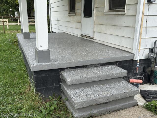 26406 Trowbridge Street, Inkster, MI 48141