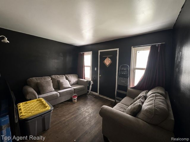 26406 Trowbridge Street, Inkster, MI 48141