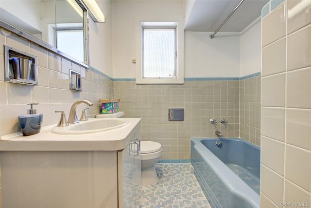 65-47 169th Street, Fresh Meadows, NY 11365