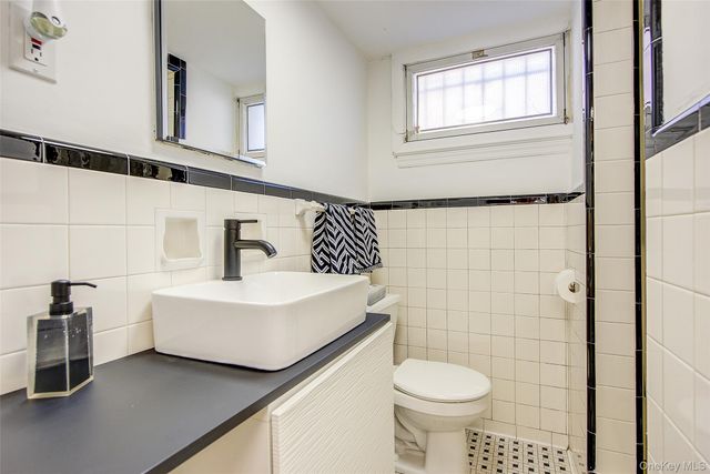 65-47 169th Street, Fresh Meadows, NY 11365