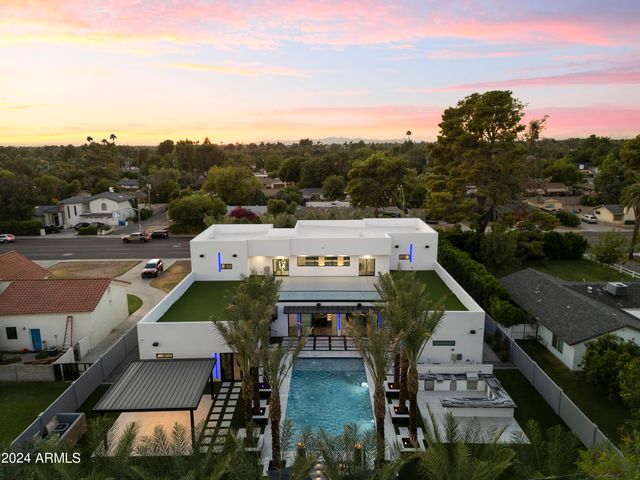 8037 N 7th Avenue, Phoenix, AZ 85021