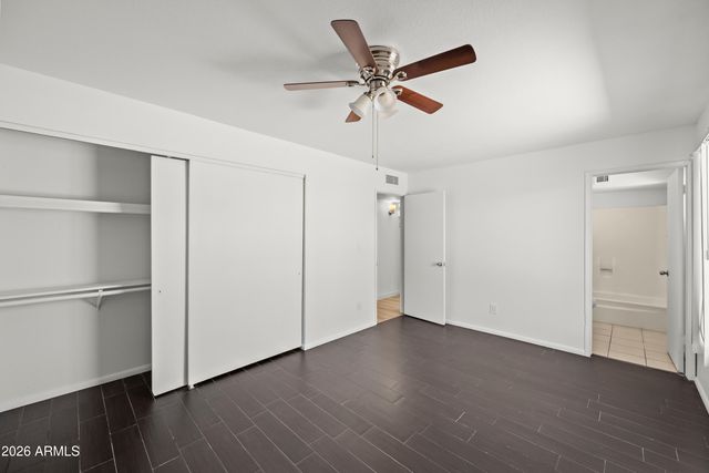 2130 W ENID Avenue, Mesa, AZ 85202