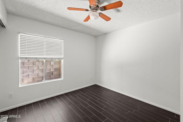 2130 W ENID Avenue, Mesa, AZ 85202