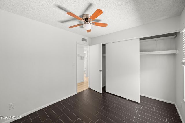 2130 W ENID Avenue, Mesa, AZ 85202