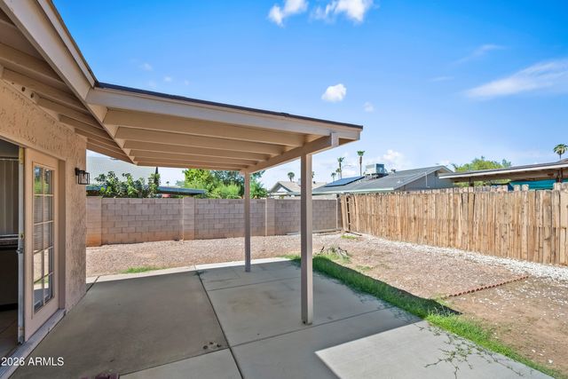 2130 W ENID Avenue, Mesa, AZ 85202
