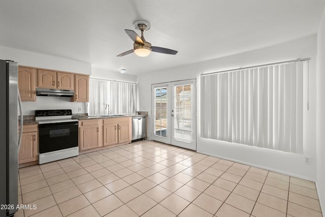 2130 W ENID Avenue, Mesa, AZ 85202