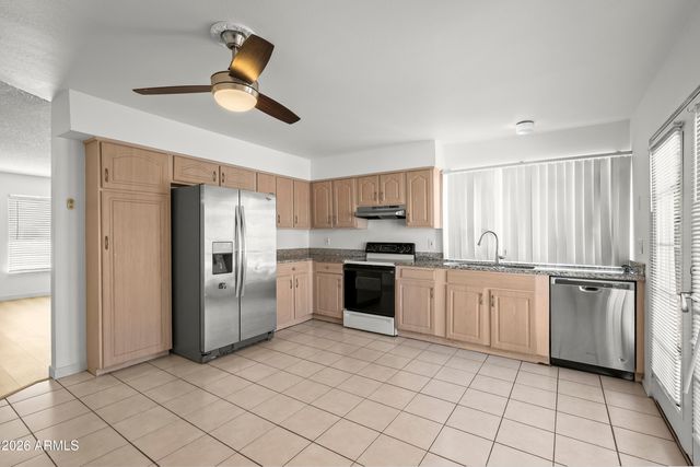 2130 W ENID Avenue, Mesa, AZ 85202