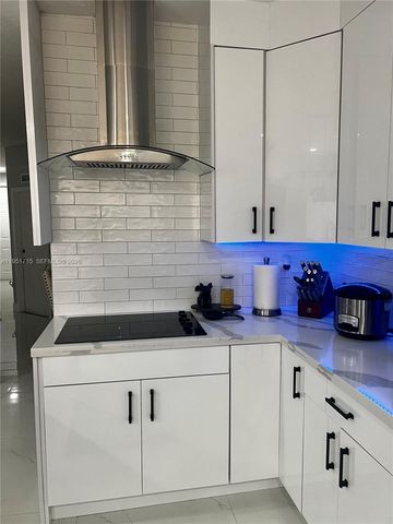 7848 SW 165th Ct, Miami, FL 33193