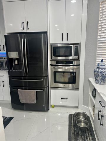 7848 SW 165th Ct, Miami, FL 33193