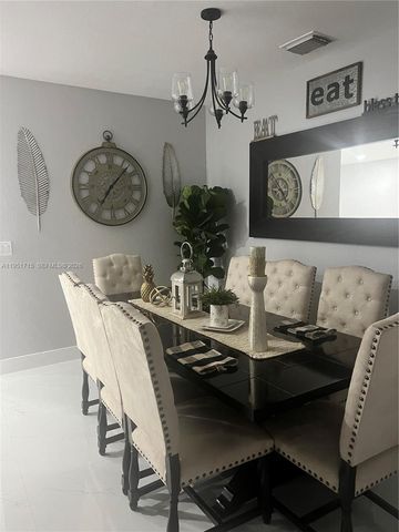 7848 SW 165th Ct, Miami, FL 33193