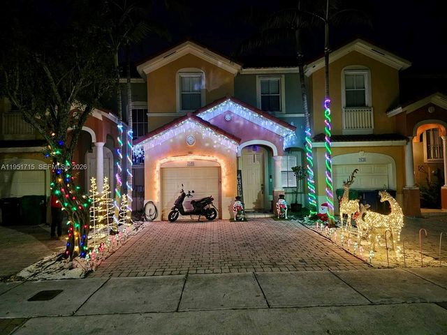 7848 SW 165th Ct, Miami, FL 33193