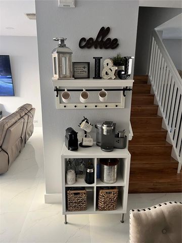 7848 SW 165th Ct, Miami, FL 33193