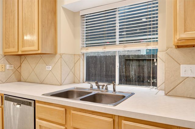 9910 Ripple Lake Drive, Houston, TX 77065