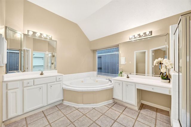 9910 Ripple Lake Drive, Houston, TX 77065