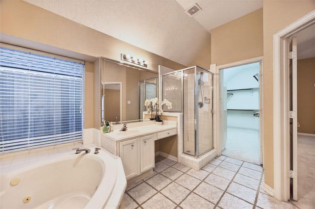 9910 Ripple Lake Drive, Houston, TX 77065