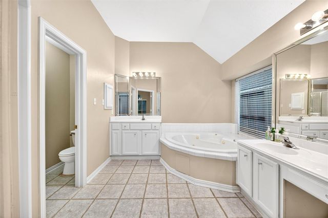 9910 Ripple Lake Drive, Houston, TX 77065