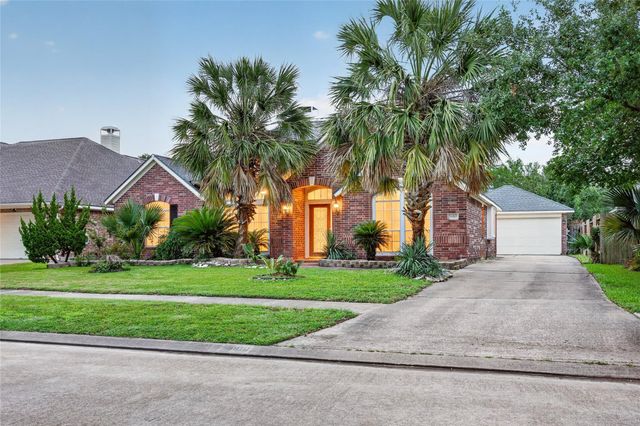 9910 Ripple Lake Drive, Houston, TX 77065