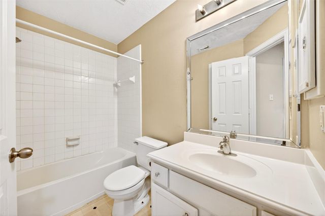 9910 Ripple Lake Drive, Houston, TX 77065