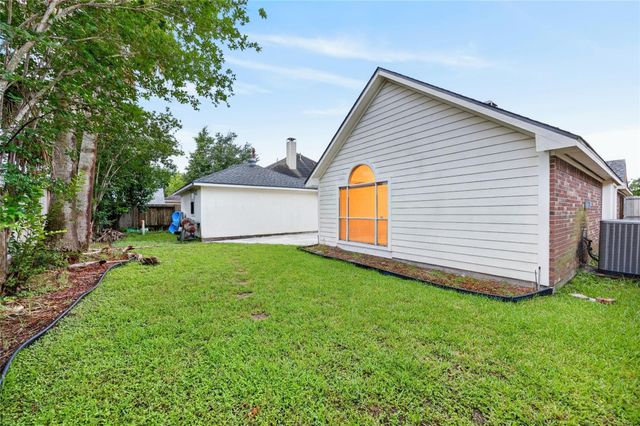 9910 Ripple Lake Drive, Houston, TX 77065