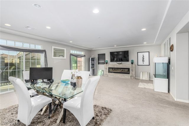 10176 Cascadia Creek Street, Las Vegas, NV 89141