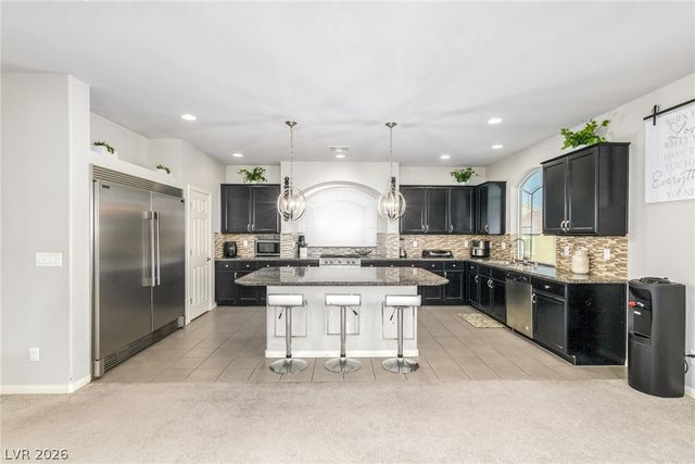 10176 Cascadia Creek Street, Las Vegas, NV 89141