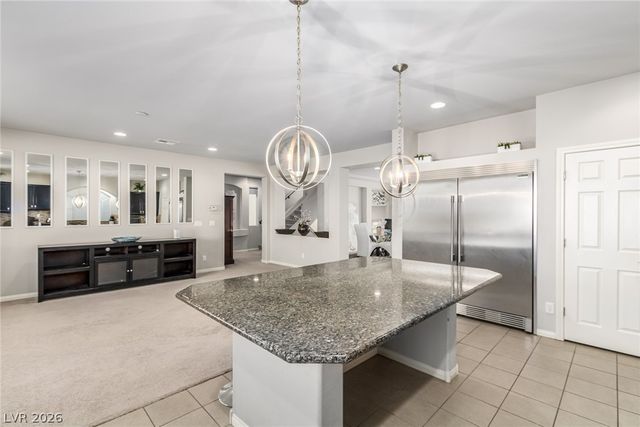10176 Cascadia Creek Street, Las Vegas, NV 89141