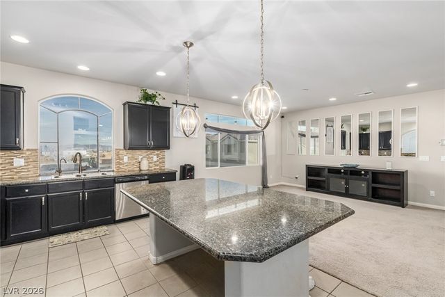 10176 Cascadia Creek Street, Las Vegas, NV 89141