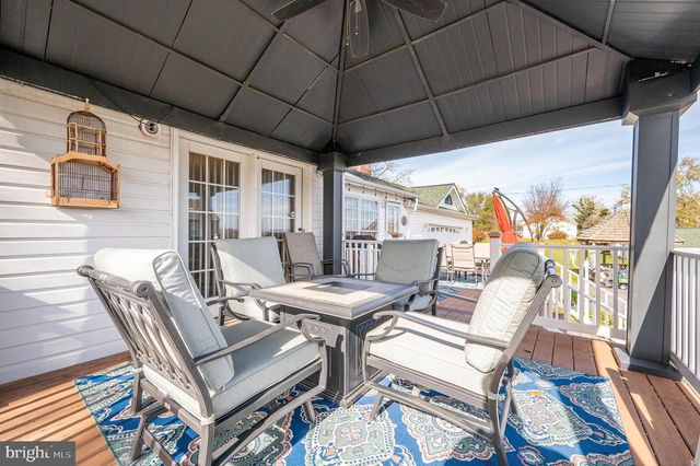 73 BELVEDERE FARM LANE, Charles Town, WV 25414
