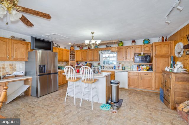 73 BELVEDERE FARM LANE, Charles Town, WV 25414