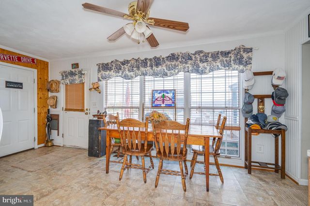 73 BELVEDERE FARM LANE, Charles Town, WV 25414