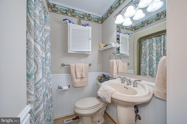 73 BELVEDERE FARM LANE, Charles Town, WV 25414