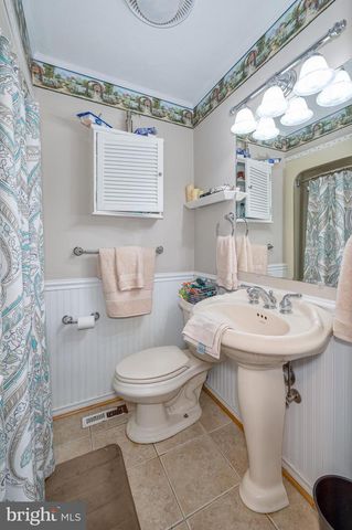 73 BELVEDERE FARM LANE, Charles Town, WV 25414