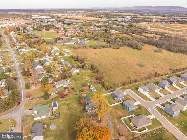 73 BELVEDERE FARM LANE, Charles Town, WV 25414