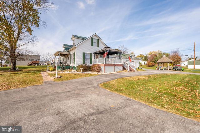 73 BELVEDERE FARM LANE, Charles Town, WV 25414
