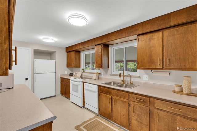 6679 W Louisiana Place, Lakewood, CO 80232