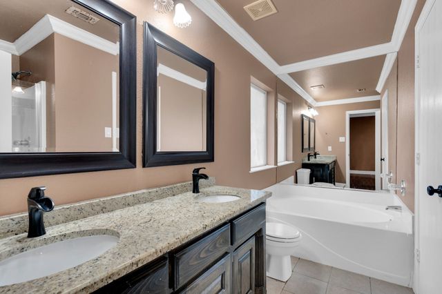 1006 Darren Drive, Burleson, TX 76028